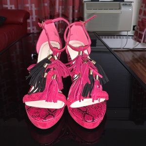 ASHLEY STEWART FAUX SUEDE TASSEL WEDGES